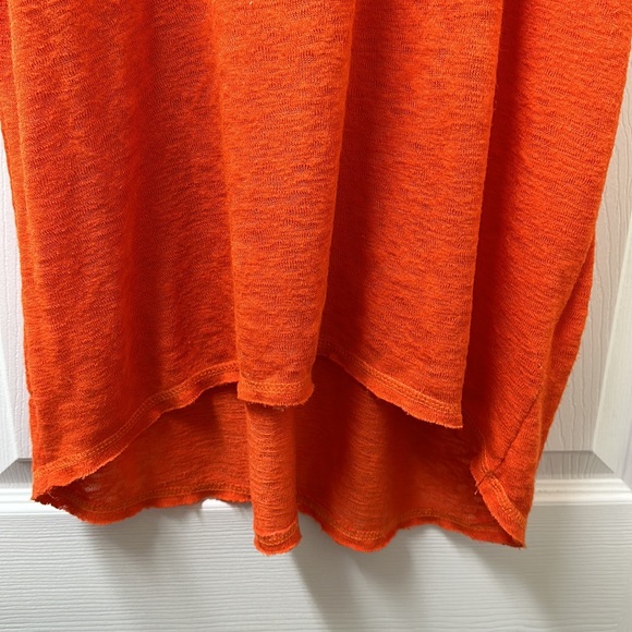 Bobeau Cold Shoulder Top - Picture 8 of 13